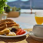 Karthea Hotel Korissia (Kea)