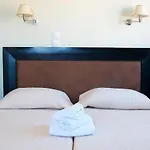 Hotel Karthea 2*