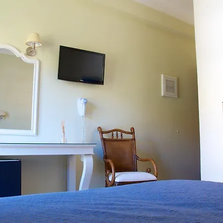 Karthea Hotel 2*