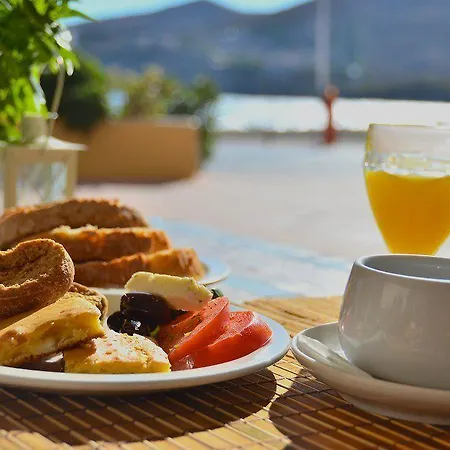 Karthea Hotel Korissia (Kea)